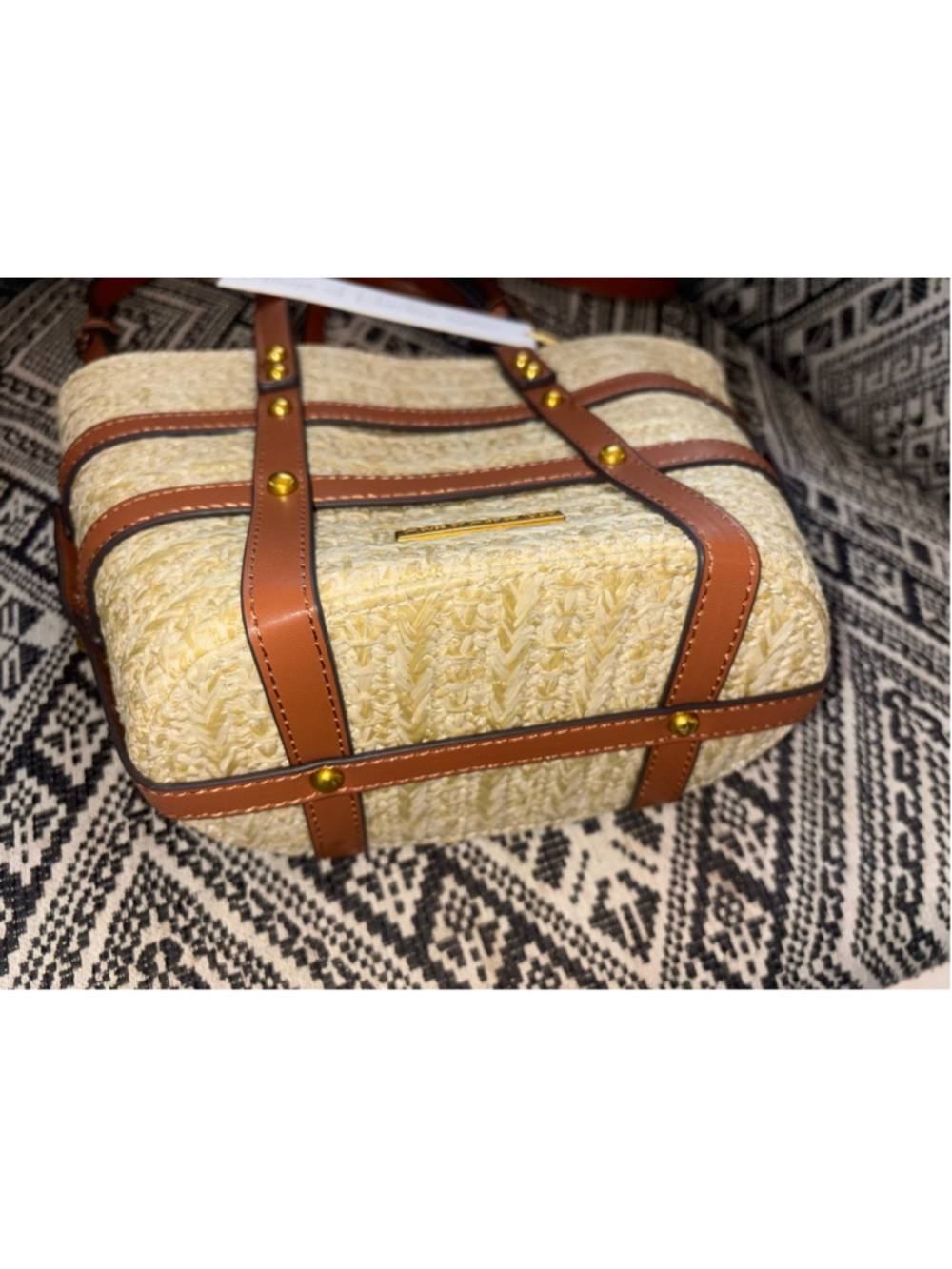 NEW House of Harlow Perfect Vacation Straw Leather Bucket Crossbody Handle Bag - Picture 4 of 7